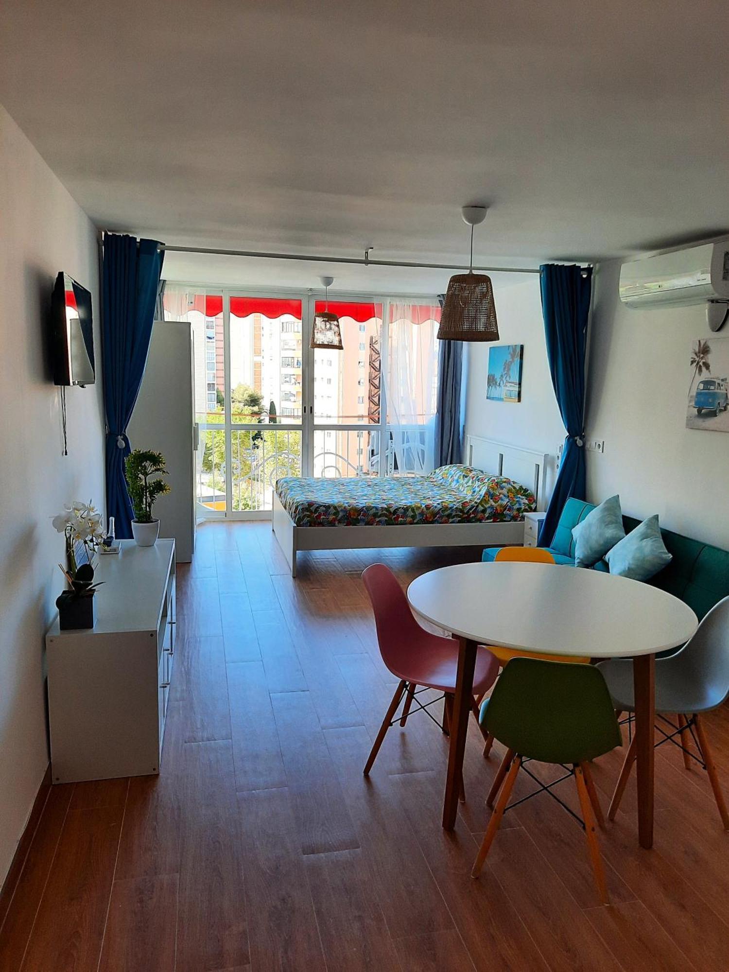 Playmon Holiday Apartment Benidorm Exterior photo