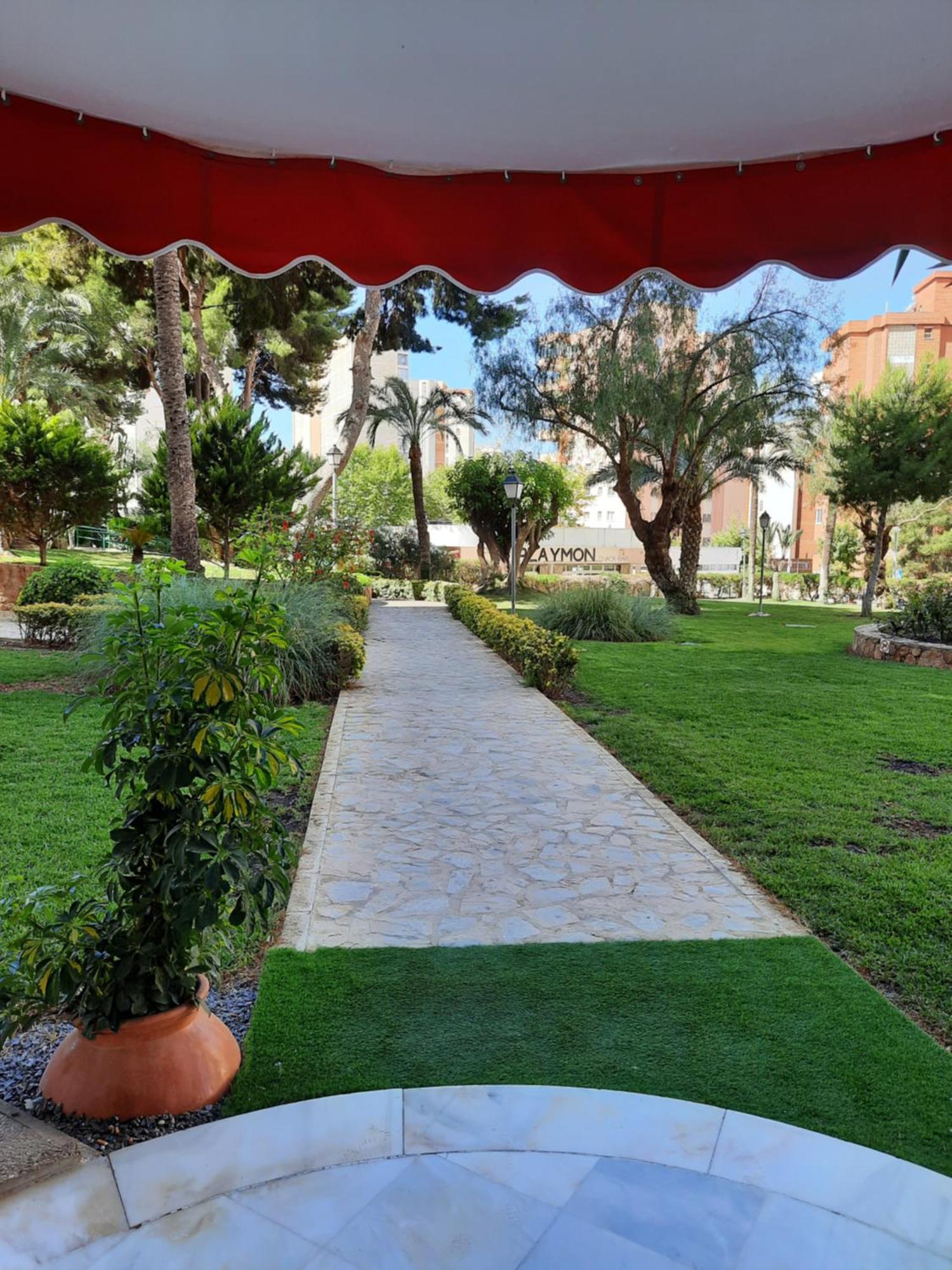 Playmon Holiday Apartment Benidorm Exterior photo